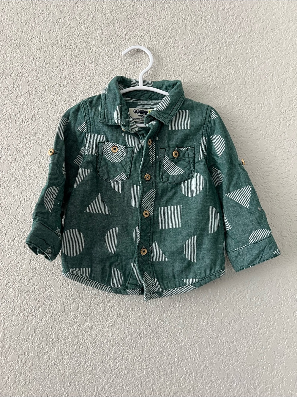 Genuine Kids by OshKosh Green Geometric Button-Down Shirt